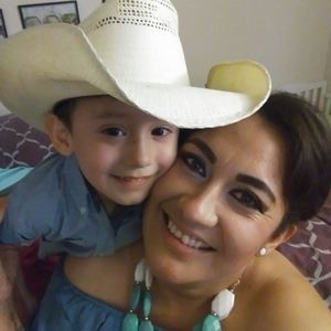 Meet your Posher, Zulma